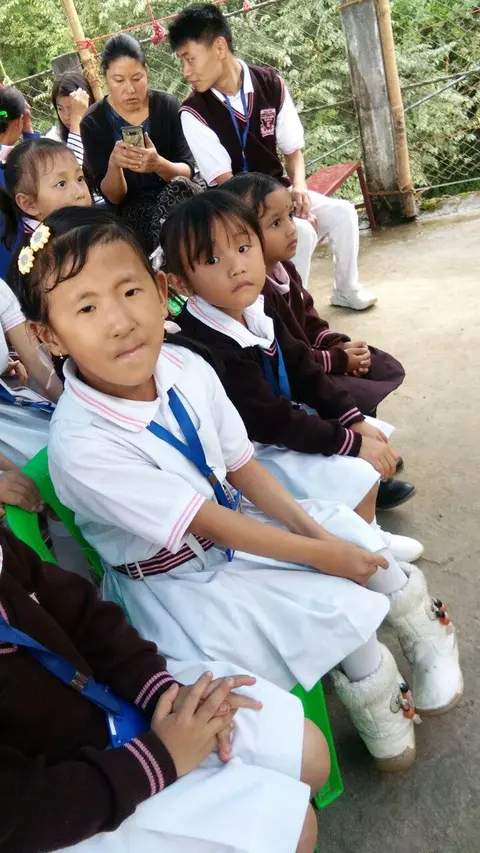 STUDENTS ATTENDING THE PROGRAM