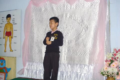 Student Singing 4