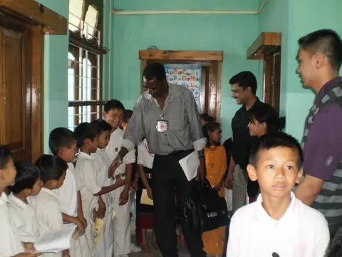 ACHILLE GREET THE STUDENTS