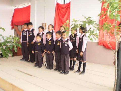 MIMI THE SELFISH KITTEN - A PLAY